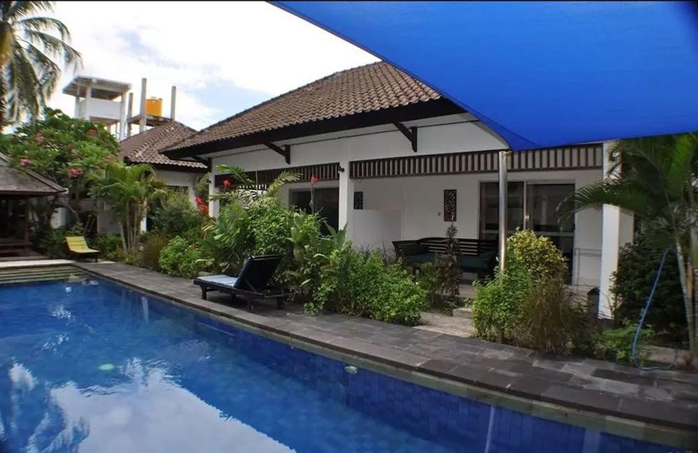 Gili Palms Resort Gili Trawangan Exterior photo
