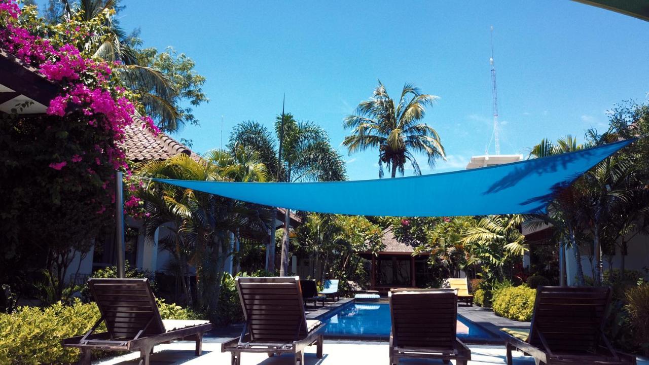 Gili Palms Resort Gili Trawangan Exterior photo