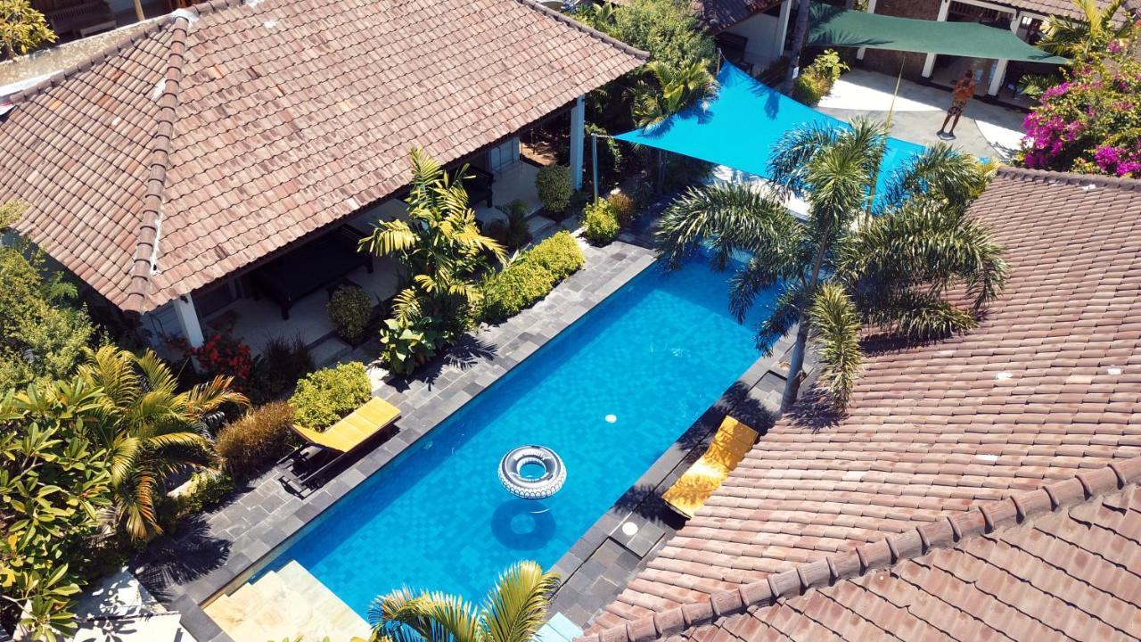 Gili Palms Resort Gili Trawangan Exterior photo