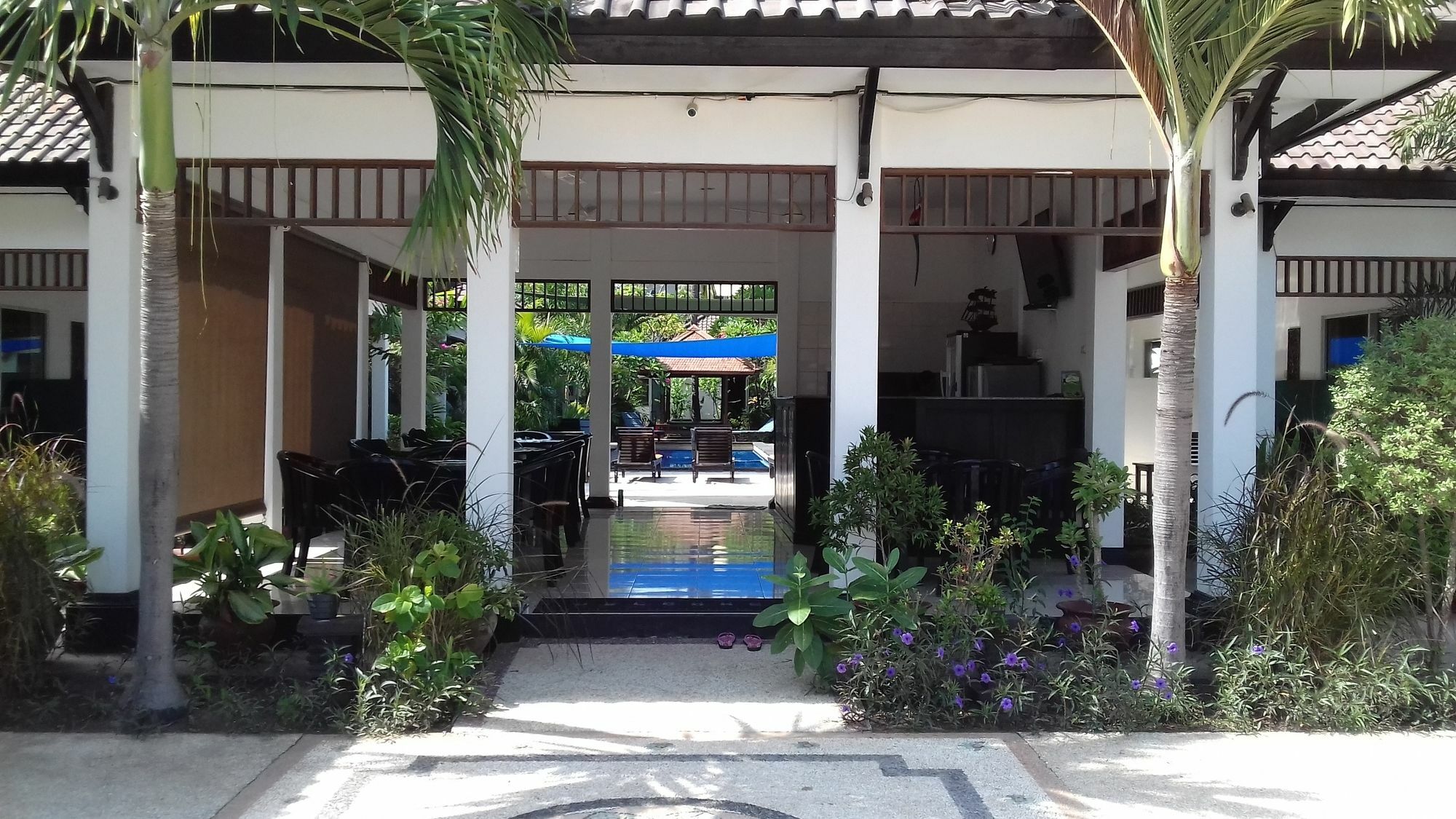 Gili Palms Resort Gili Trawangan Exterior photo