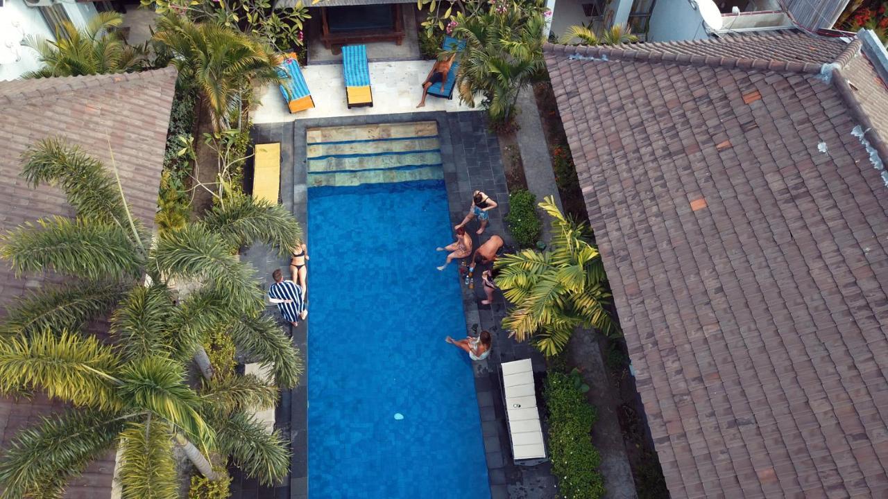 Gili Palms Resort Gili Trawangan Exterior photo